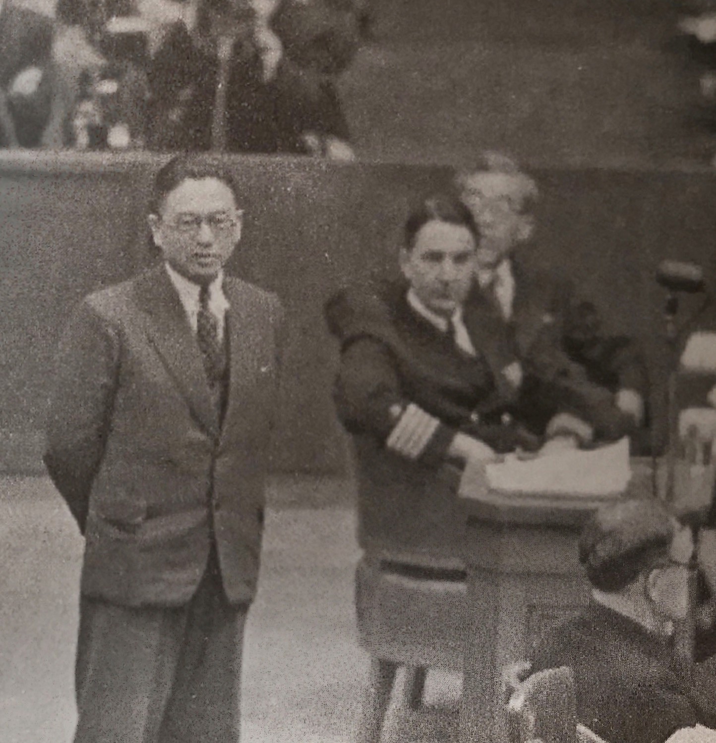 （图3）1946年，东京审判中国首席检察官向哲濬在法庭上慷慨陈词.jpg